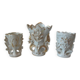 Lot de 3 anciens petit vase mariage communion baptême en porcelaine blanche doré
