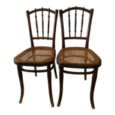 Paire de chaises Thonet cannées