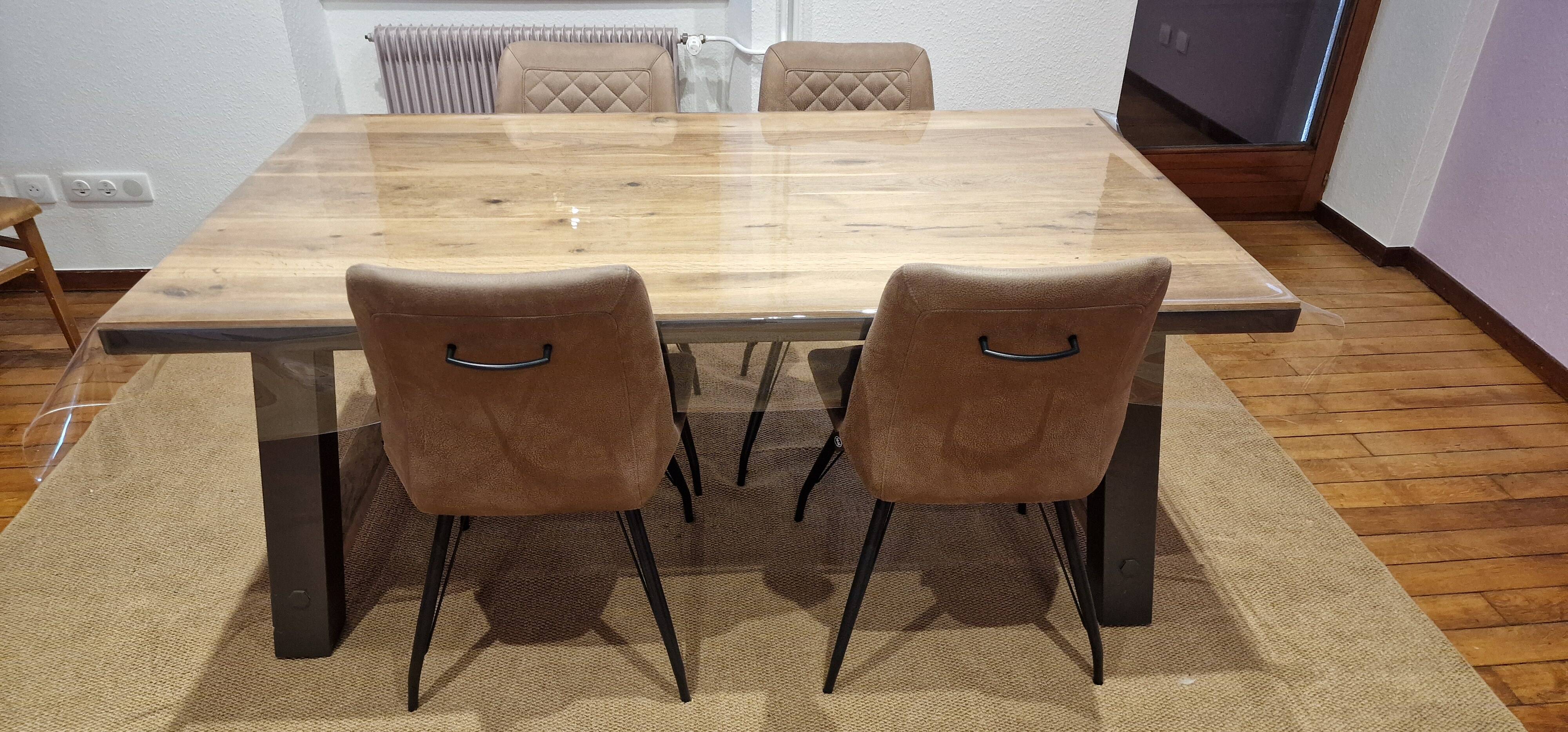 Table and Chairs H&h