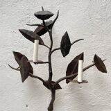 Wall lamp in wrought iron.