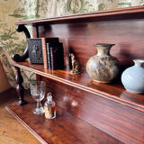 Elégante étagère murale victorienne en acajou. Fin XIXe