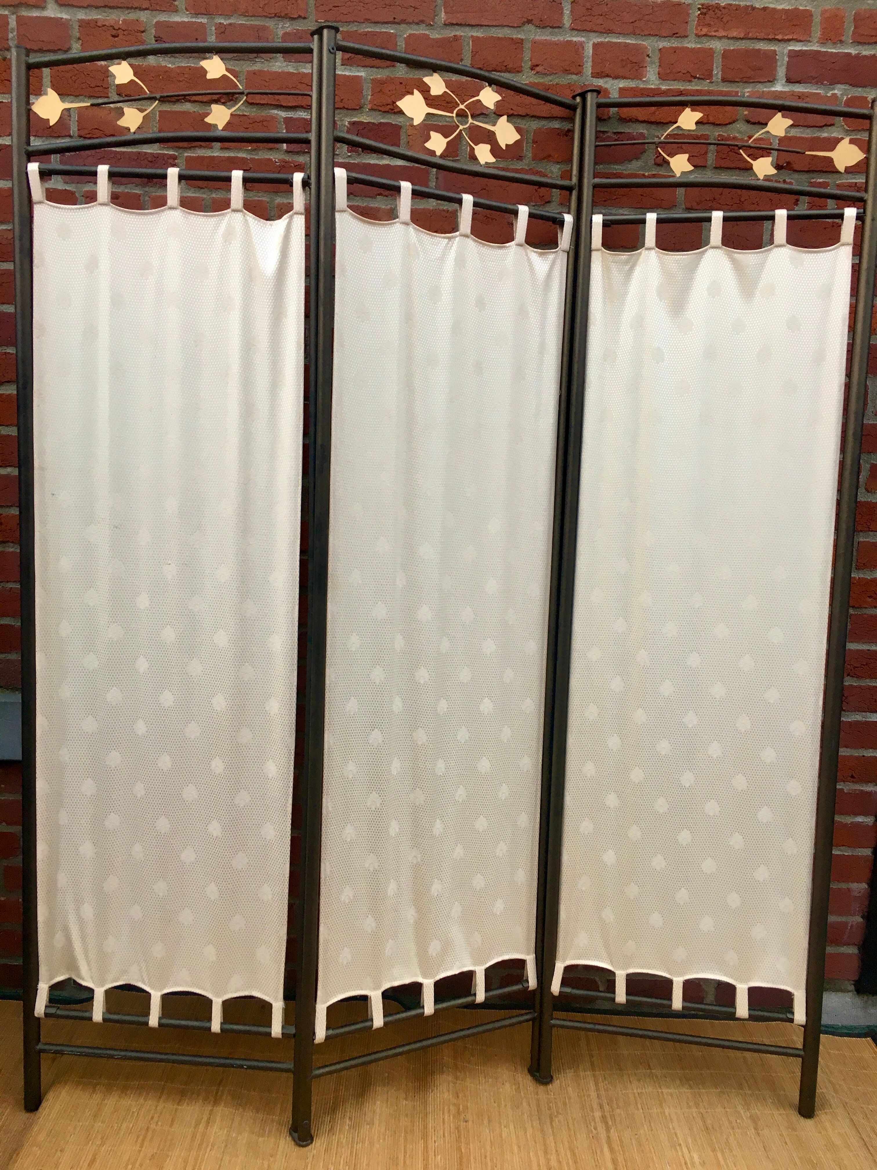 Screen 3 fabric panels