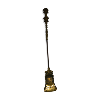 Bronze shovel for fireplace