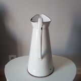 Enamelled water broc 40s