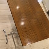 Table in folding brown Formica