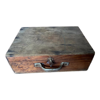 Vintage wooden jewelry box