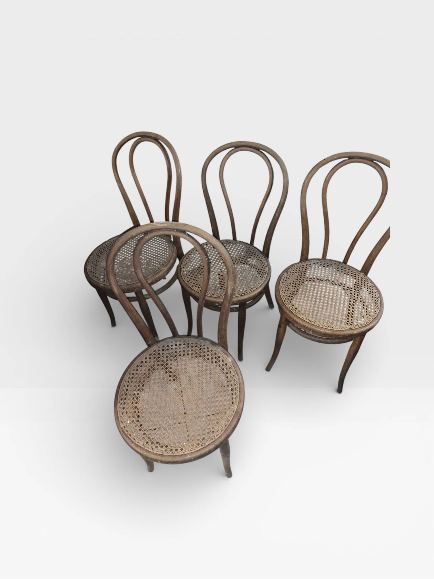 Set of 4 Authentic Thonet Chairs No. 18 – Bent Wood and Rattan