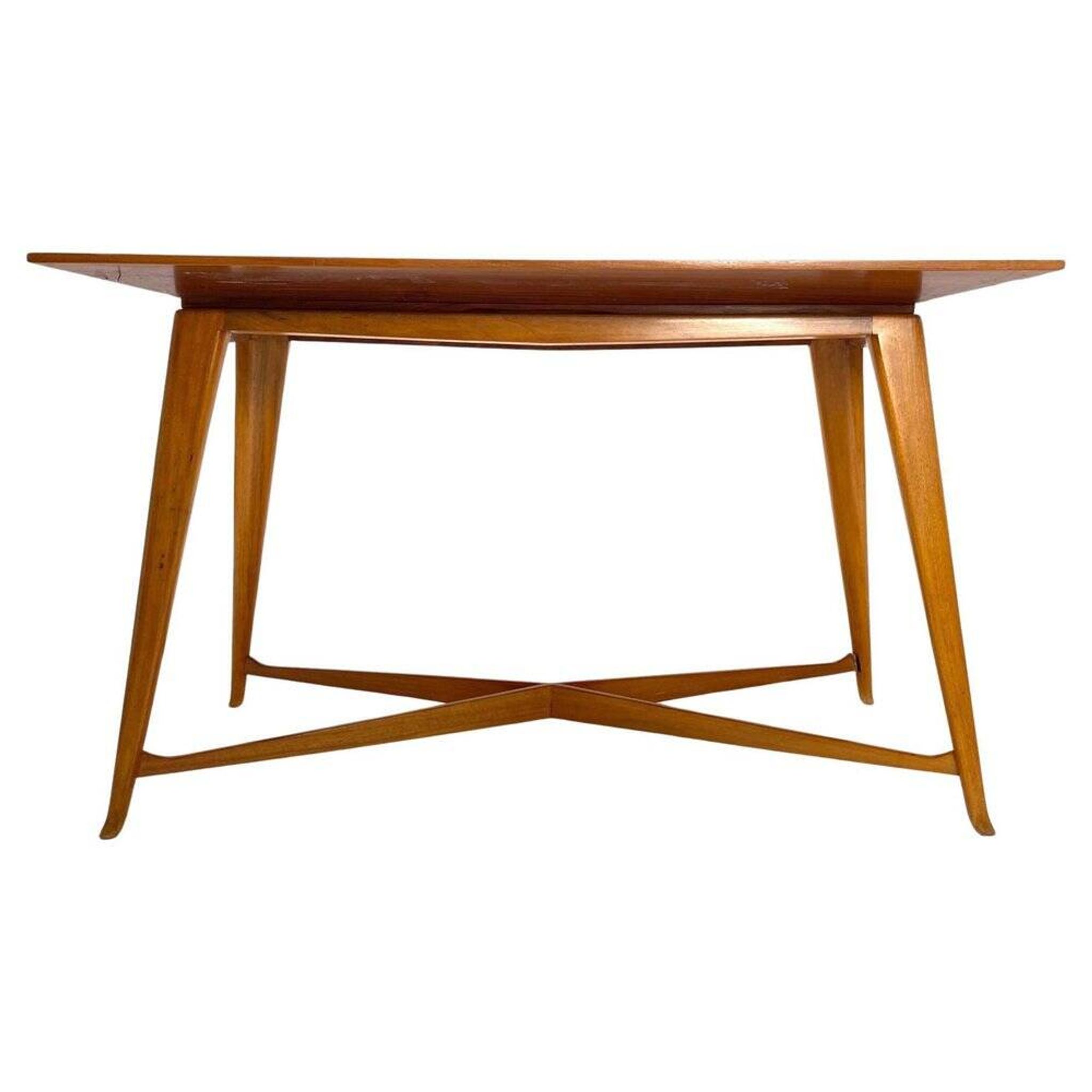 Table basse en bois dans le style de Gio Ponti, Italie, années 1950