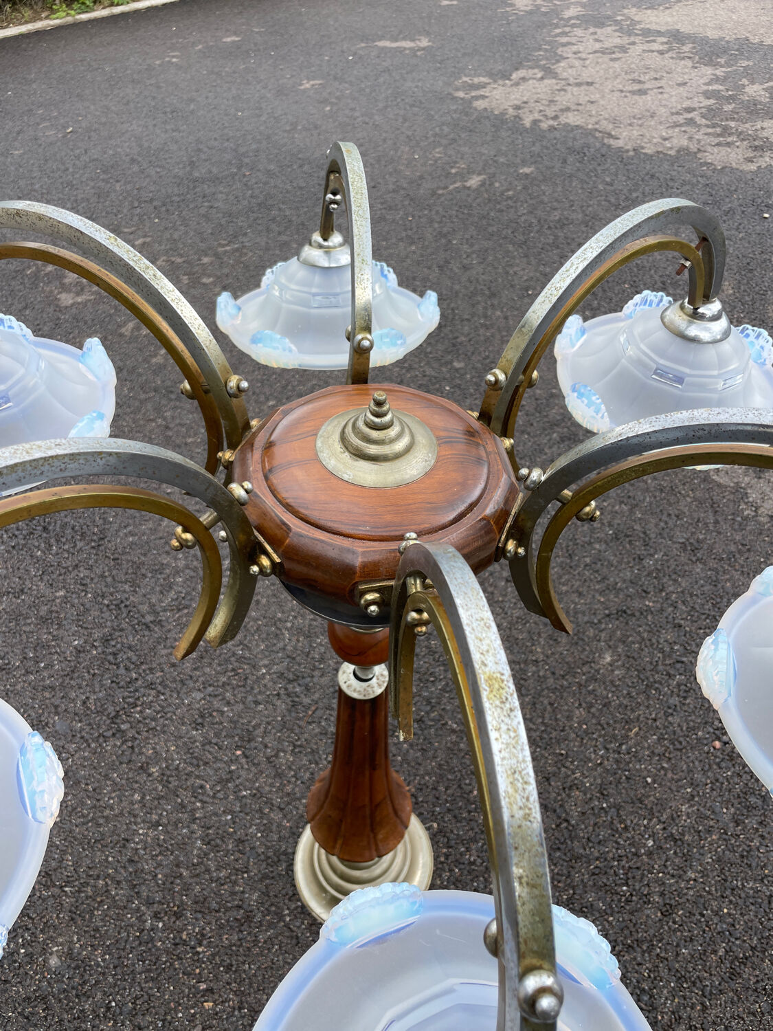 Chandelier 6 arms art deco by Ezan Petitot in opalescent glass