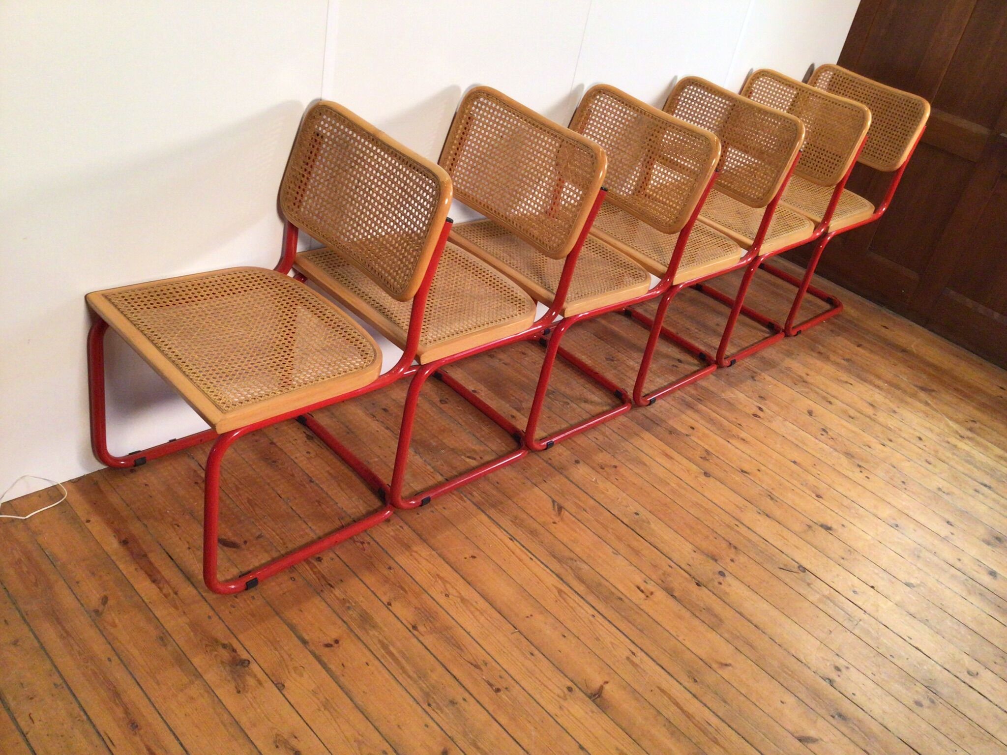 Set of 6 style dining chairs