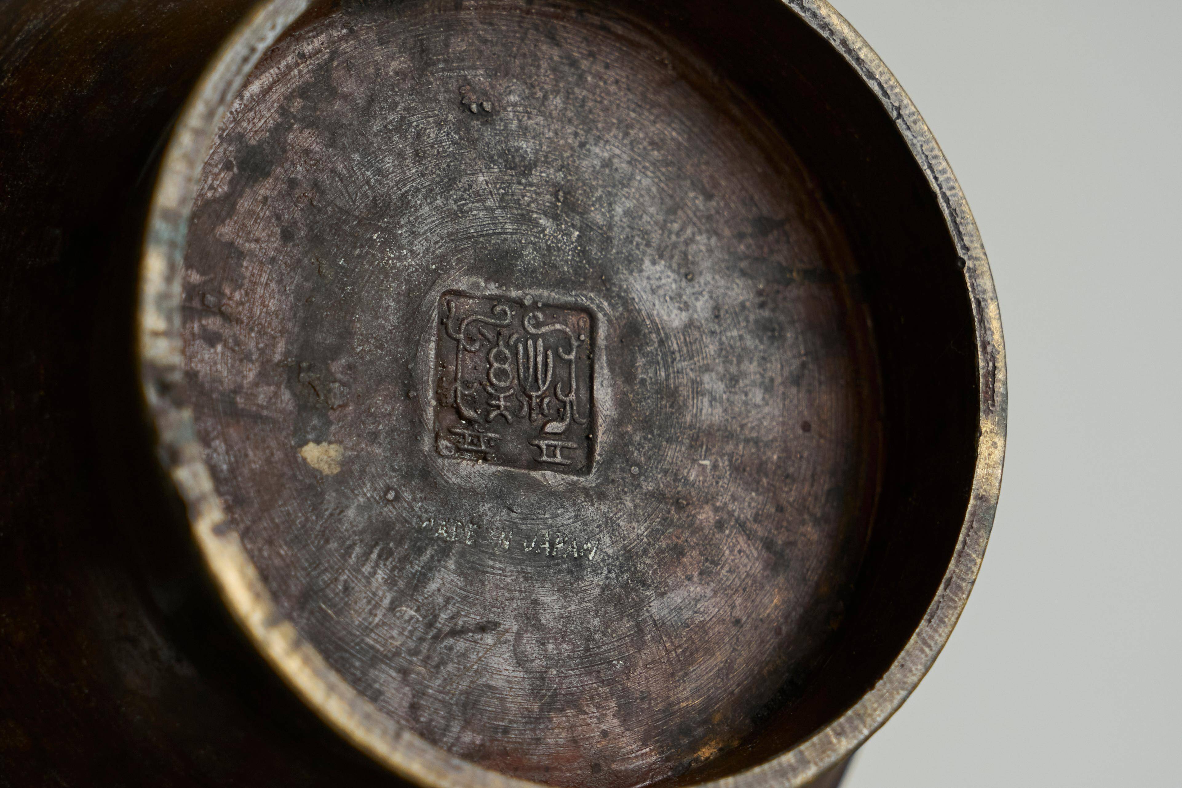 Japanese bronze vase from the early 20th century.