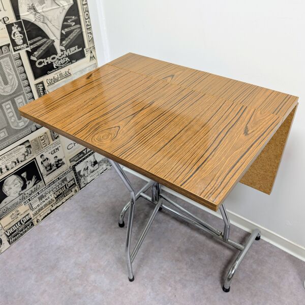 Table pliante en formica