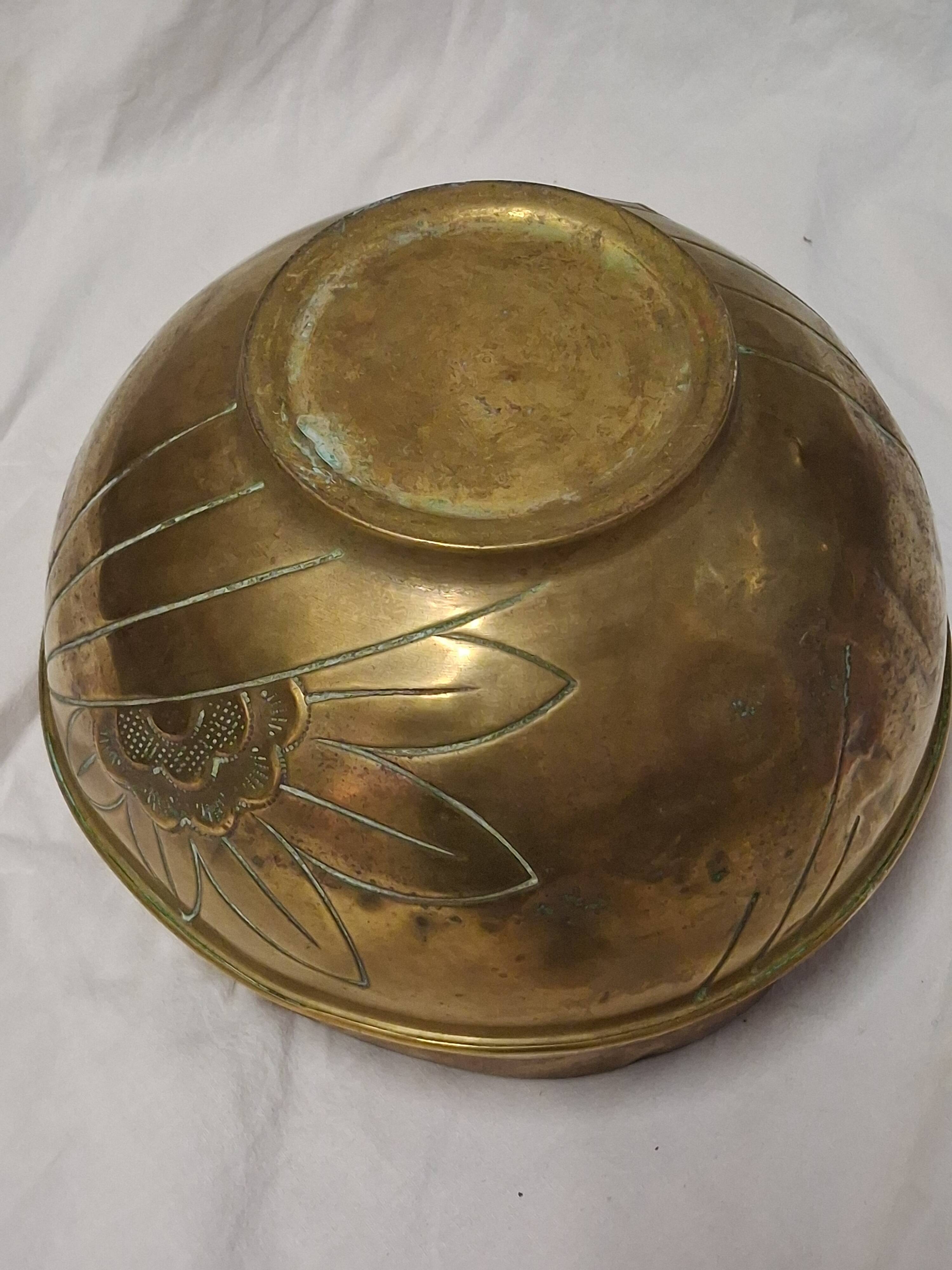Brass planter with floral motif, Art Nouveau style