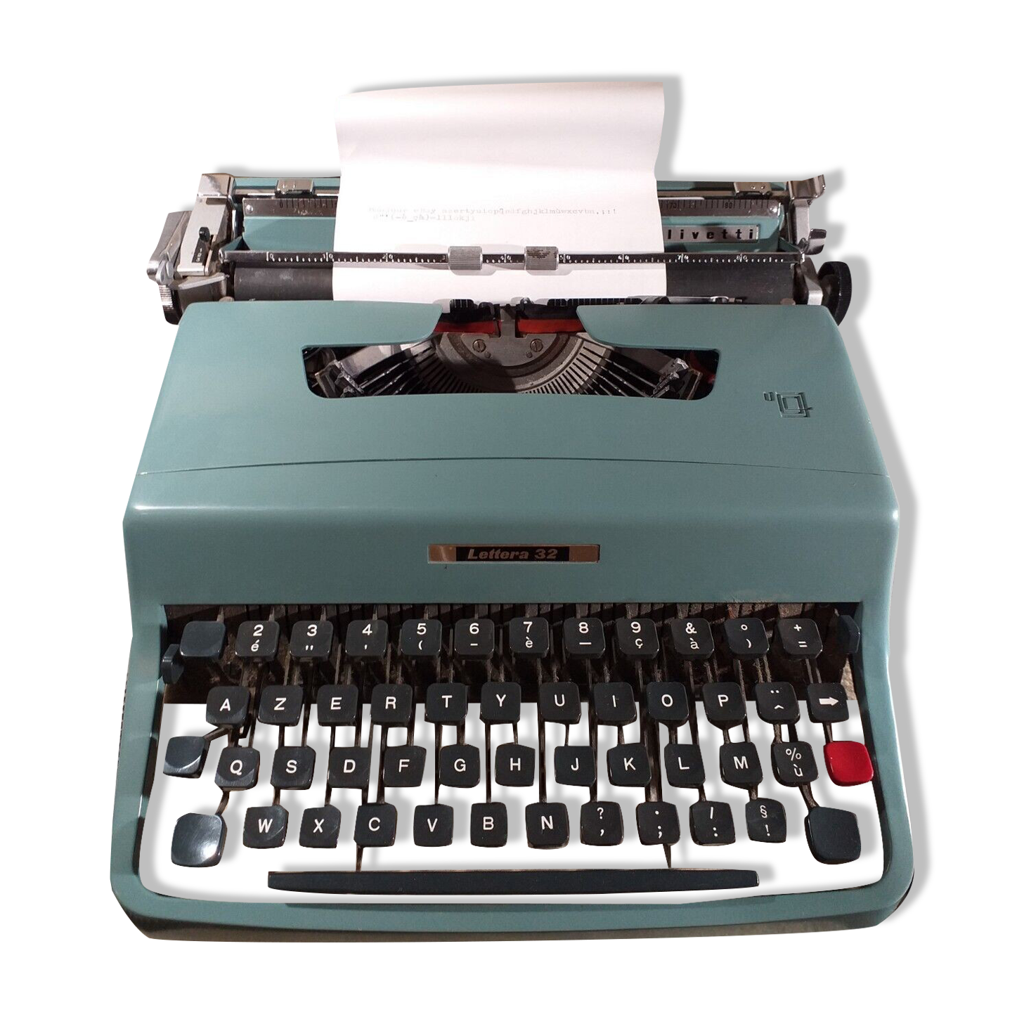 Typewriter olivetti lettera 32