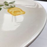 Assiette en faience de Digoin décorée d’une rose jaune