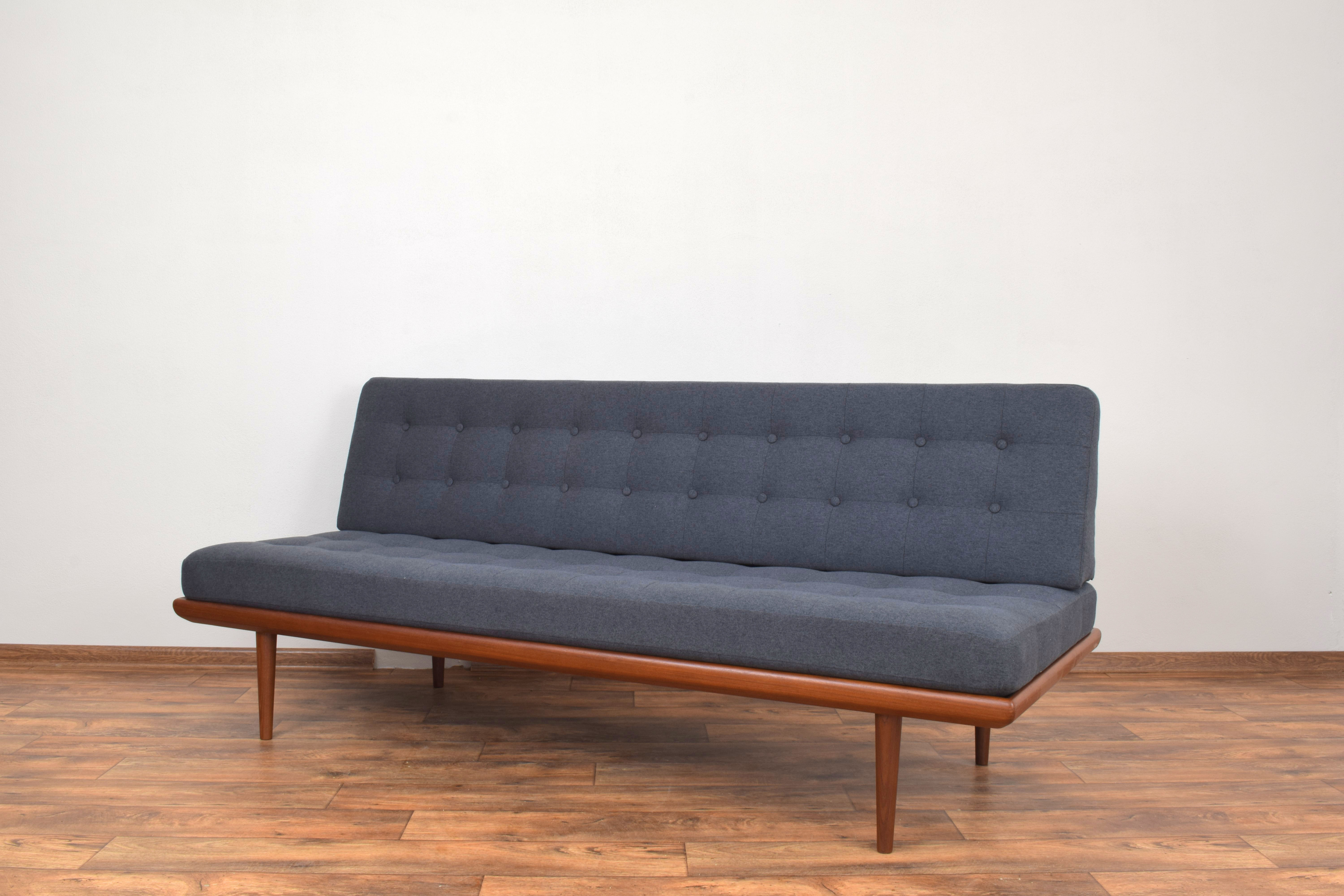 Minerva Teak Daybed by Peter Hvidt & Orla Mølgaard-Nielsen for France & Søn, 1950s, Set of 2