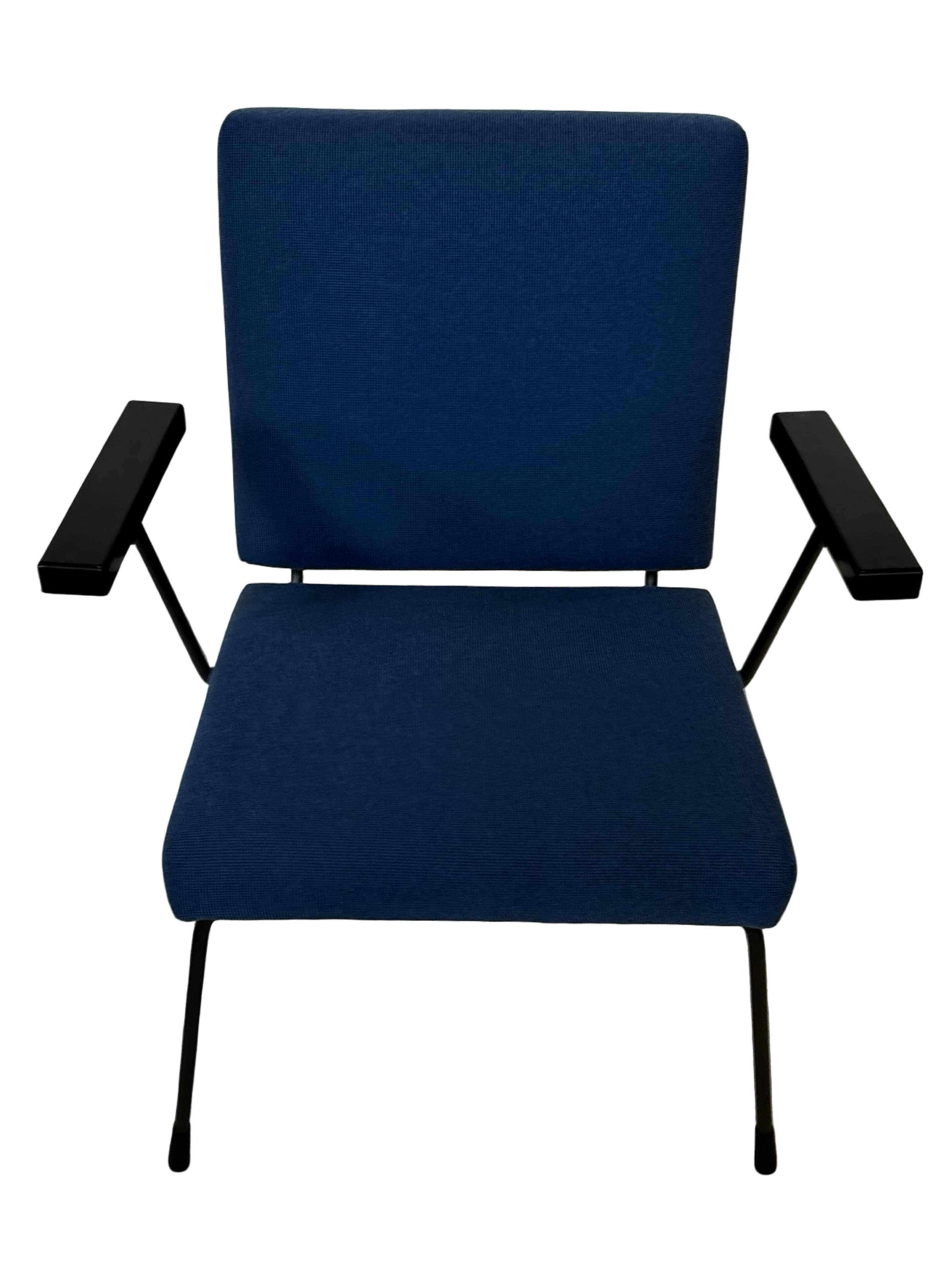 Ensemble vintage de deux fauteuils Gispen 1401 W Rietveld Design