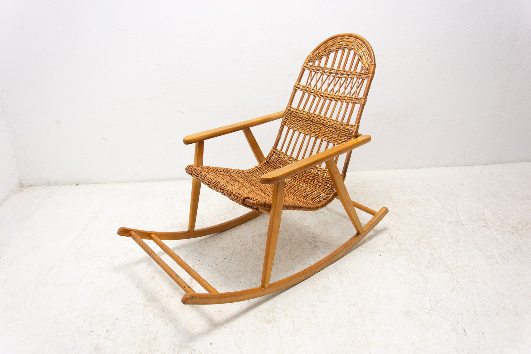 Mid-Century Wicker Rocking Chair, Czechoslovakia, 1970's