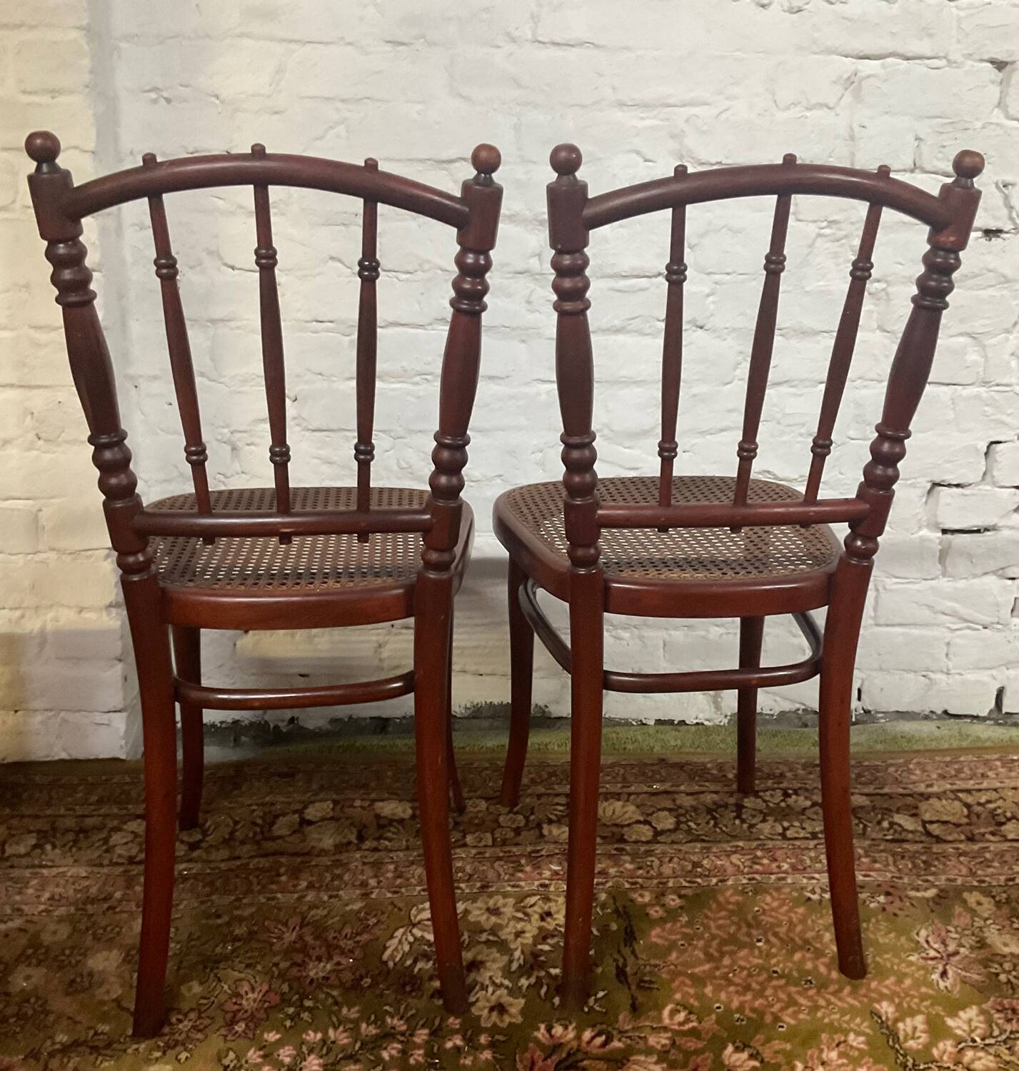 Paire de chaises bistrot Thonet estampillées