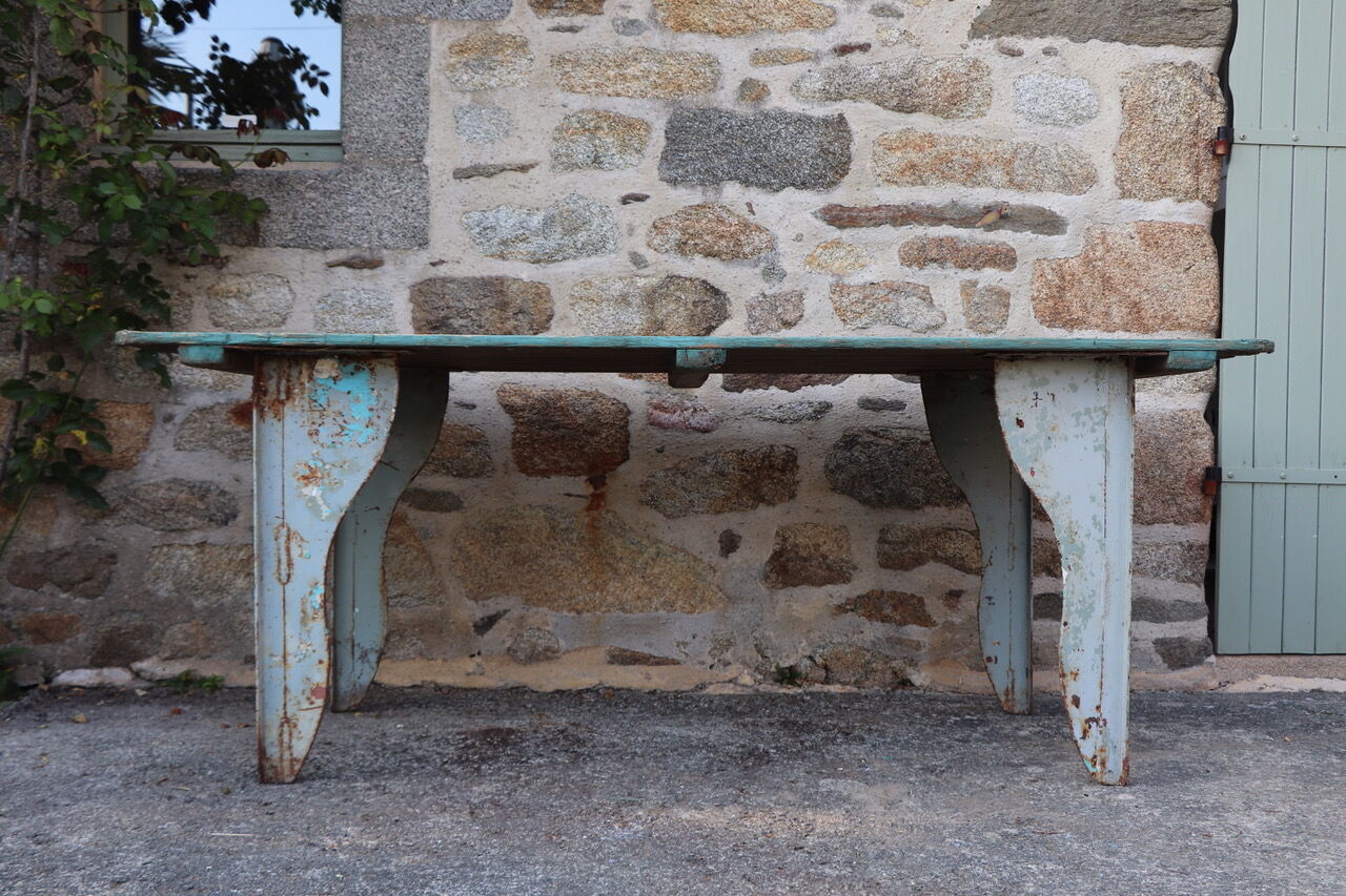 Sculptor's table / craft table