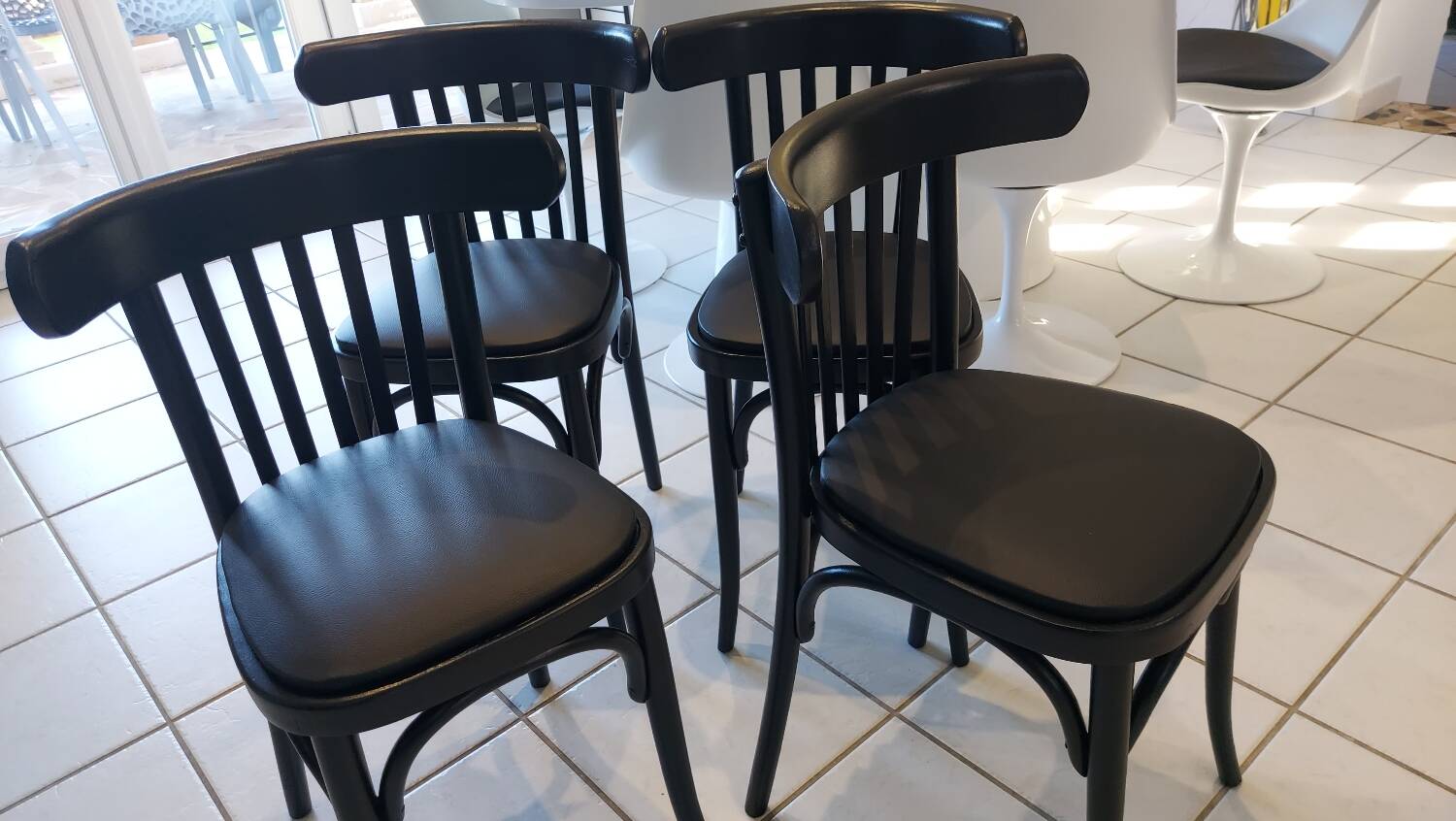 Set of 4 vintage bistro chairs from the 1970s