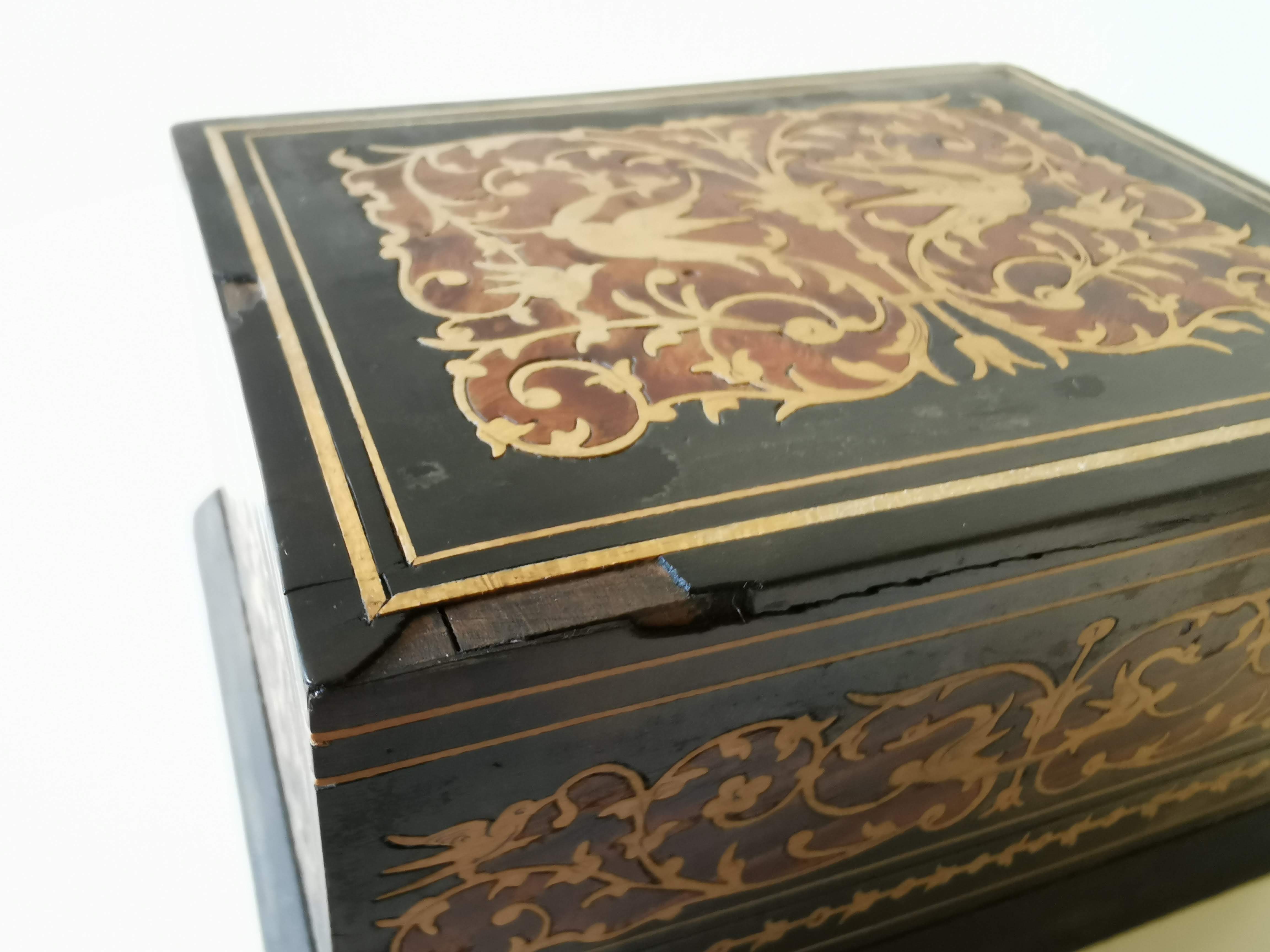 Inmemarked cigarette box