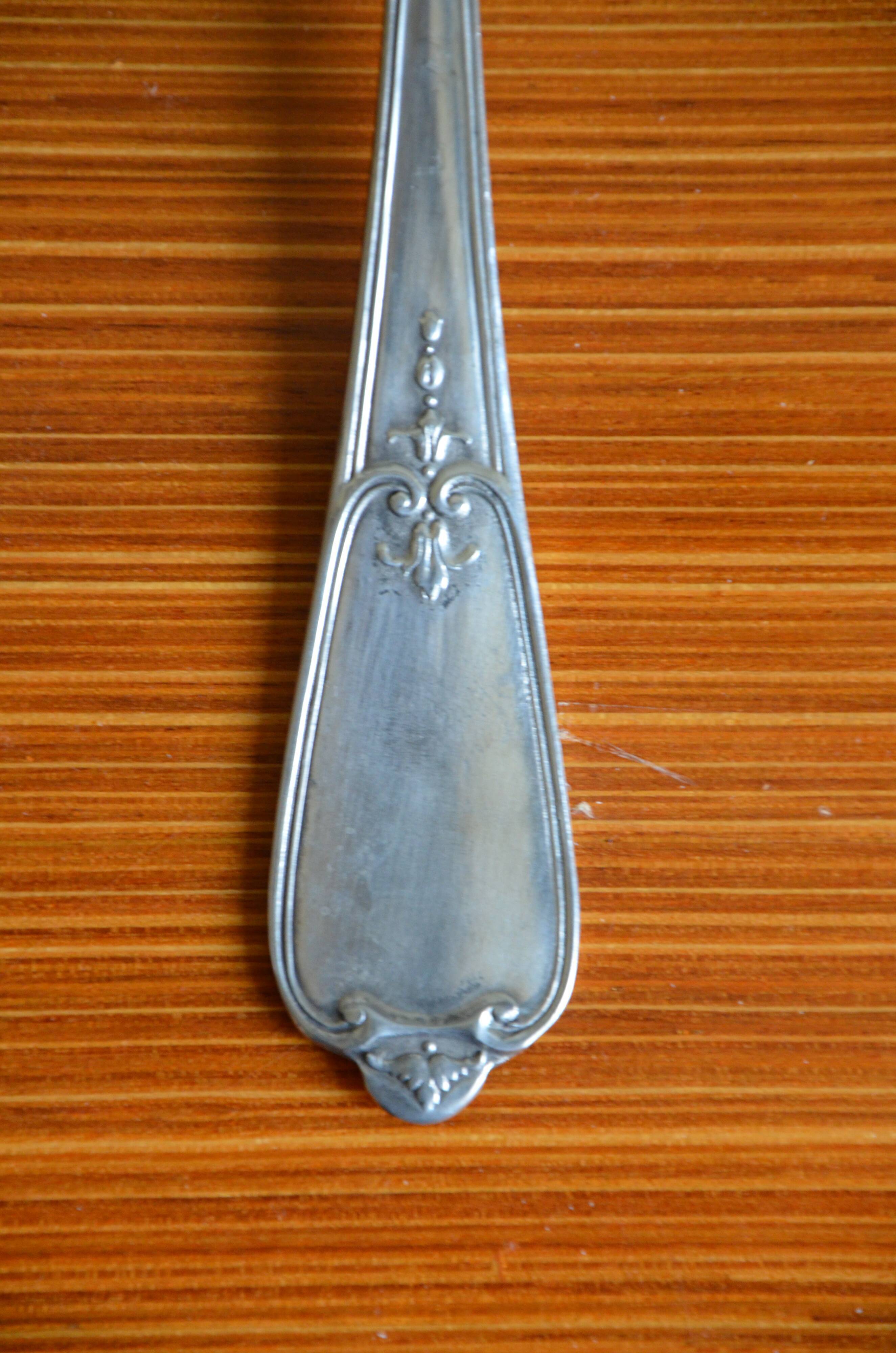 Silver metal housewife