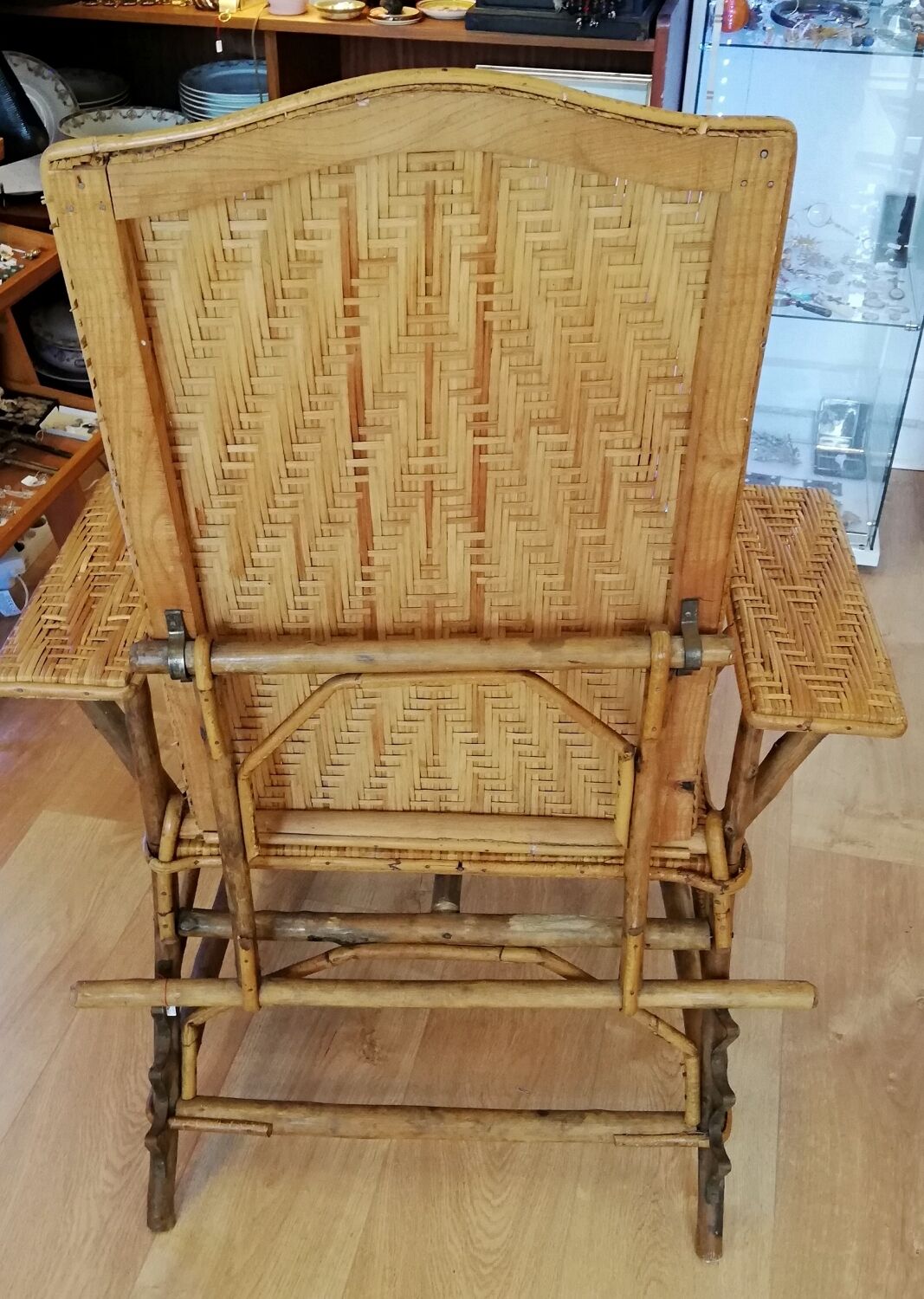 Rattan lounge chair 1920