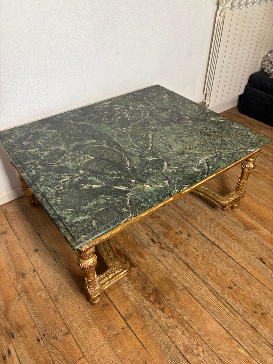 Coffee table in green marble and gilded wood, Louis XVI / Rococo style