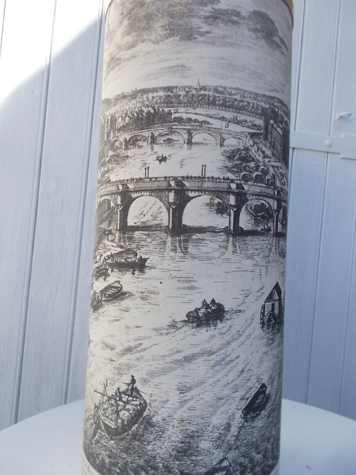 Vintage umbrella holder