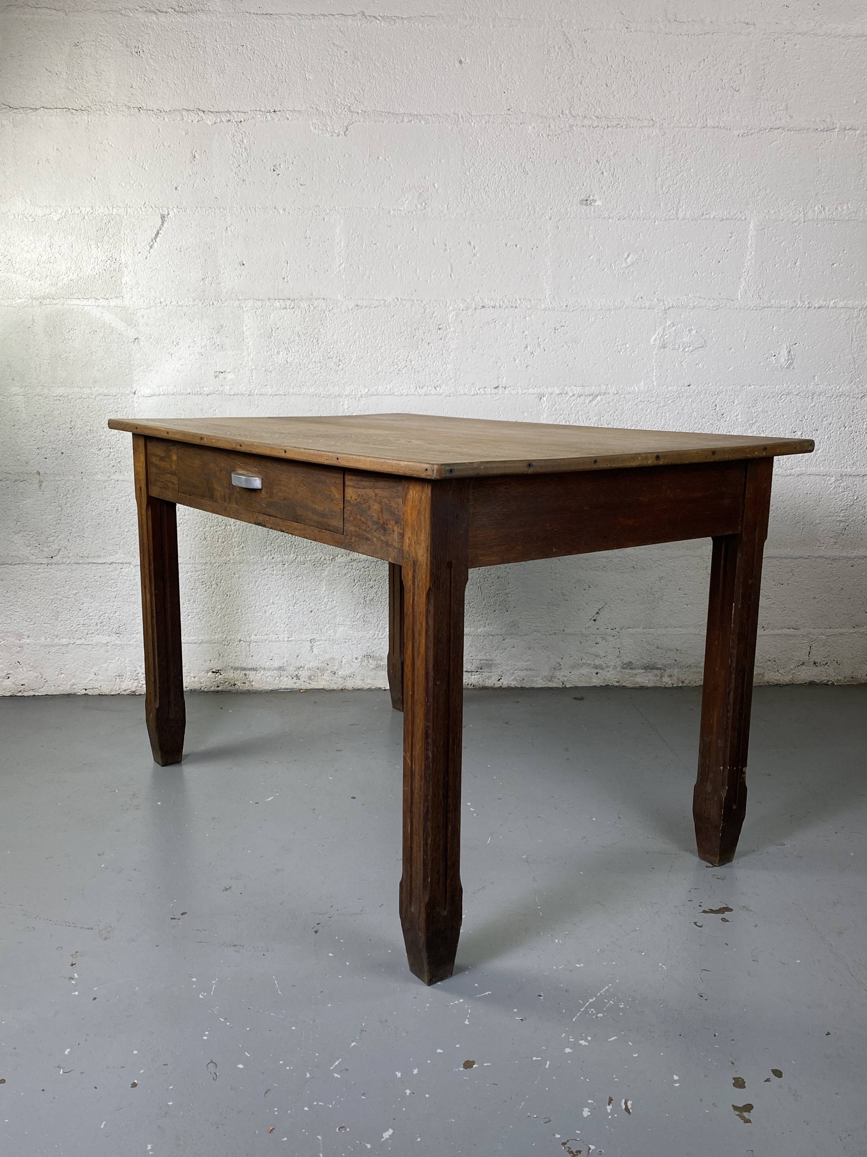 Vintage Art-Deco Table