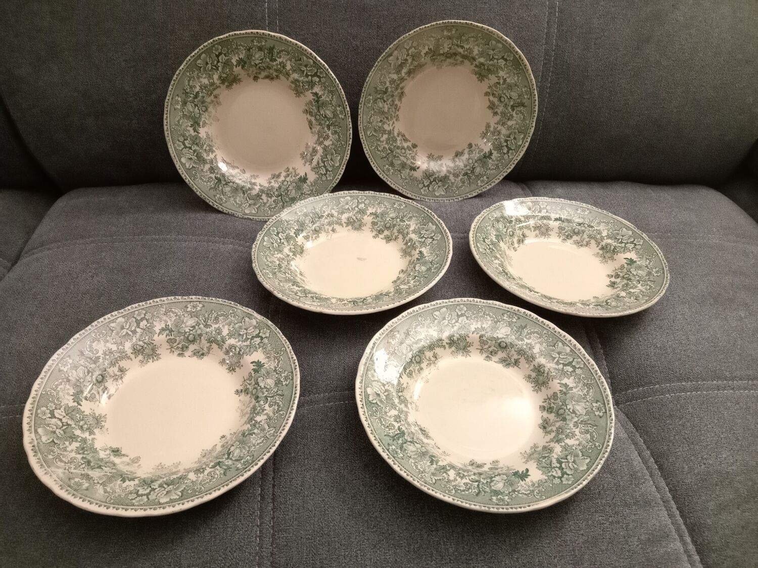 Set of deep plates Sacavem