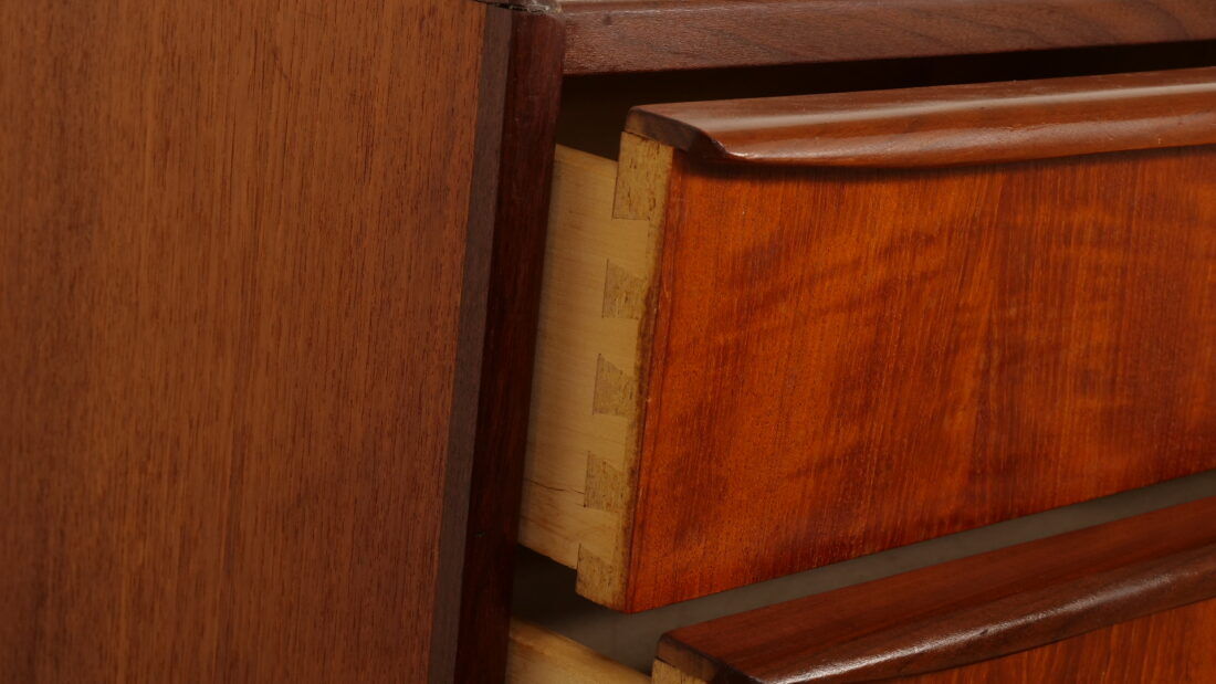 Vintage Danish chest of drawers | Teak | 6 drawers | 105 cm