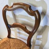 Chaise en bois paillée