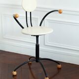 MEMPHIS style white leather chair