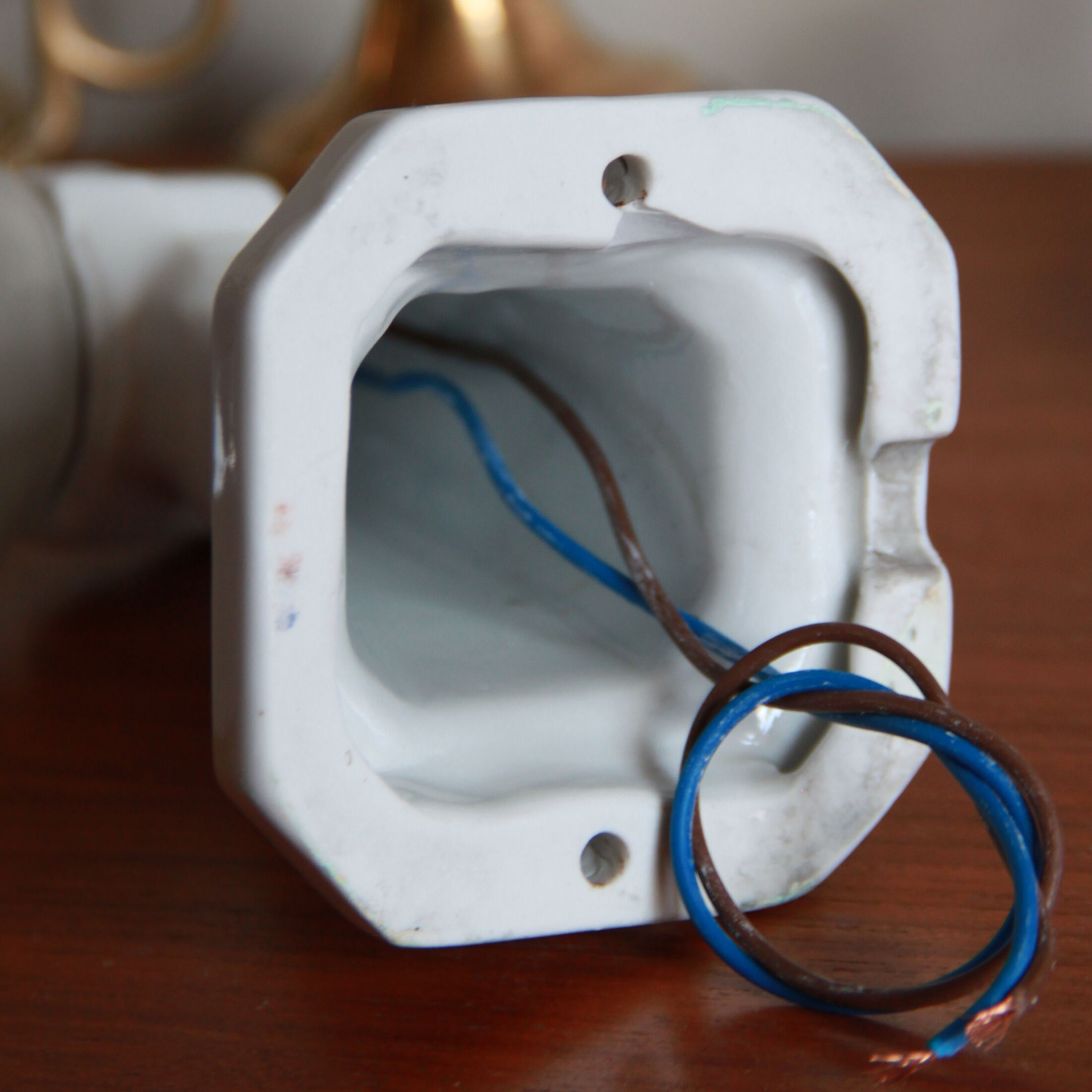 Applique murale col de cygne porcelaine céramique art déco verre tulipe translucide