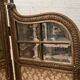 Paravent a trois panneaux de style Louis XVI en bois et stuc doré XX siècle