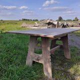 Farm table