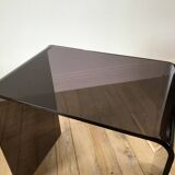 Ensemble de 3 tables basses gigognes en plexi fumé / violet années 70
