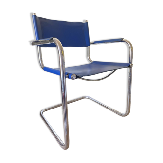 Fauteuil de bureau en simili cuir bleu et métal chromé, style Matteo Grassi