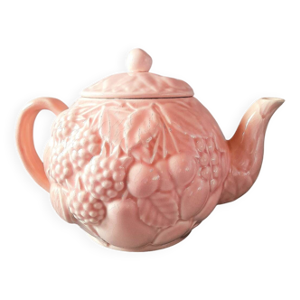 Fruit teapot in slip.
