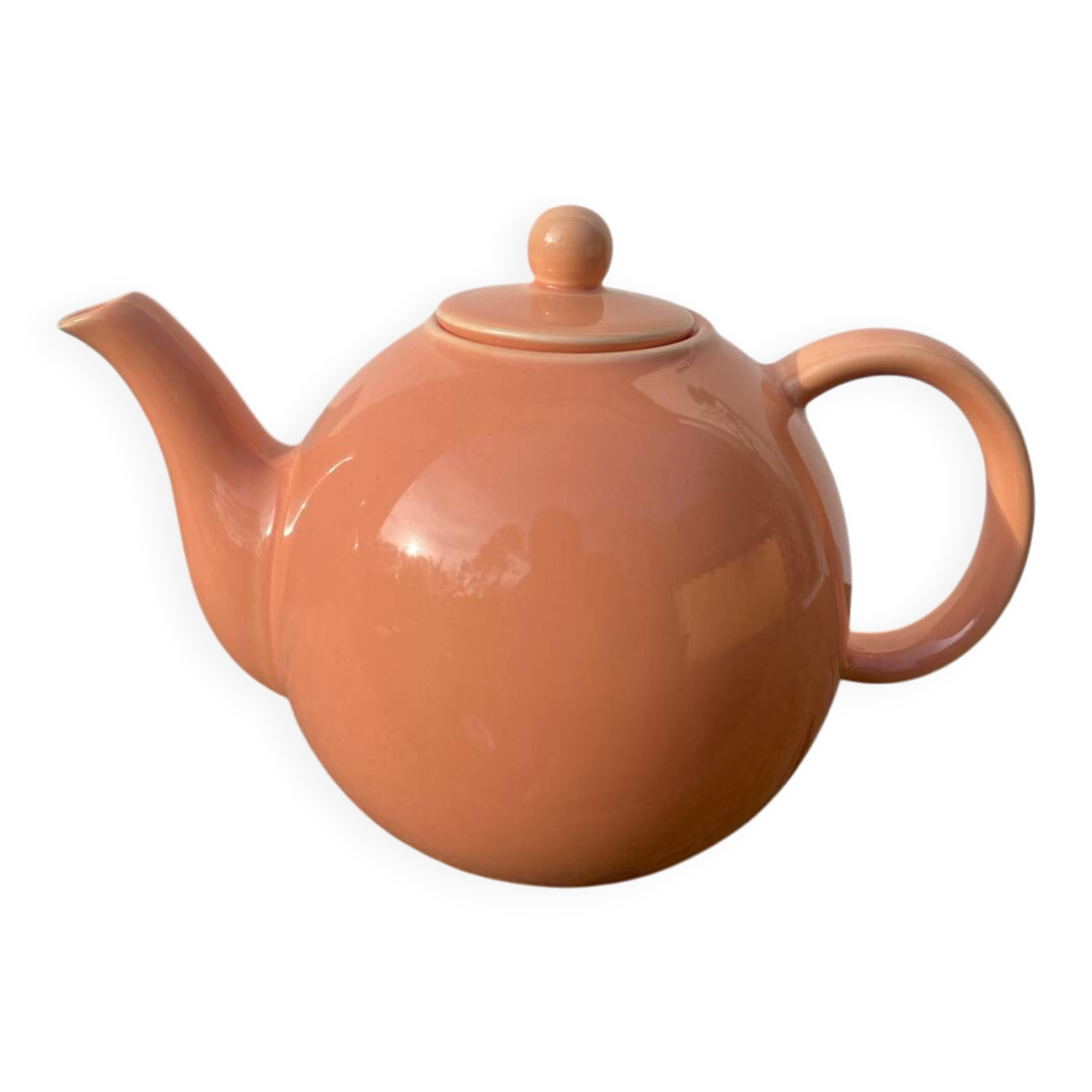 Salmon-colored ceramic teapot, Maison Pagnossin, Italy