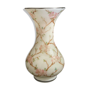 Vase opaline pansu à