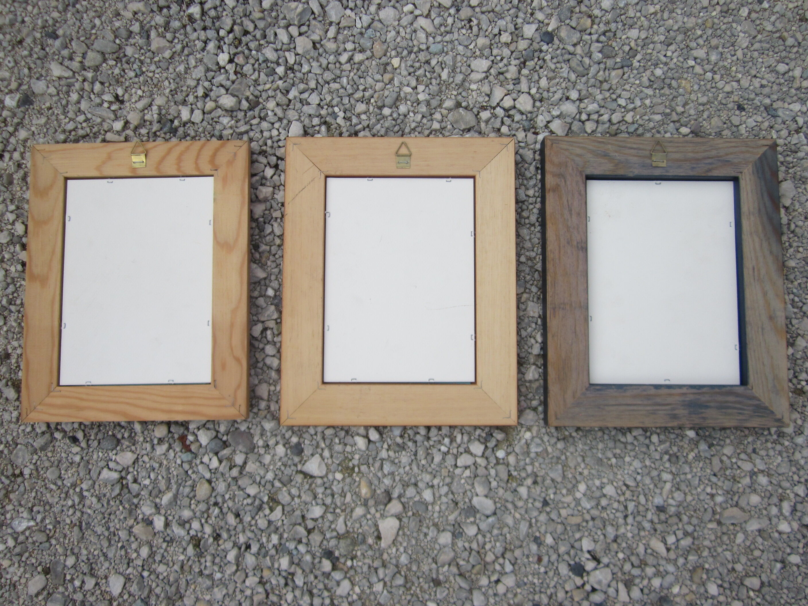 Set of 3 mirrors to hang with wooden frames