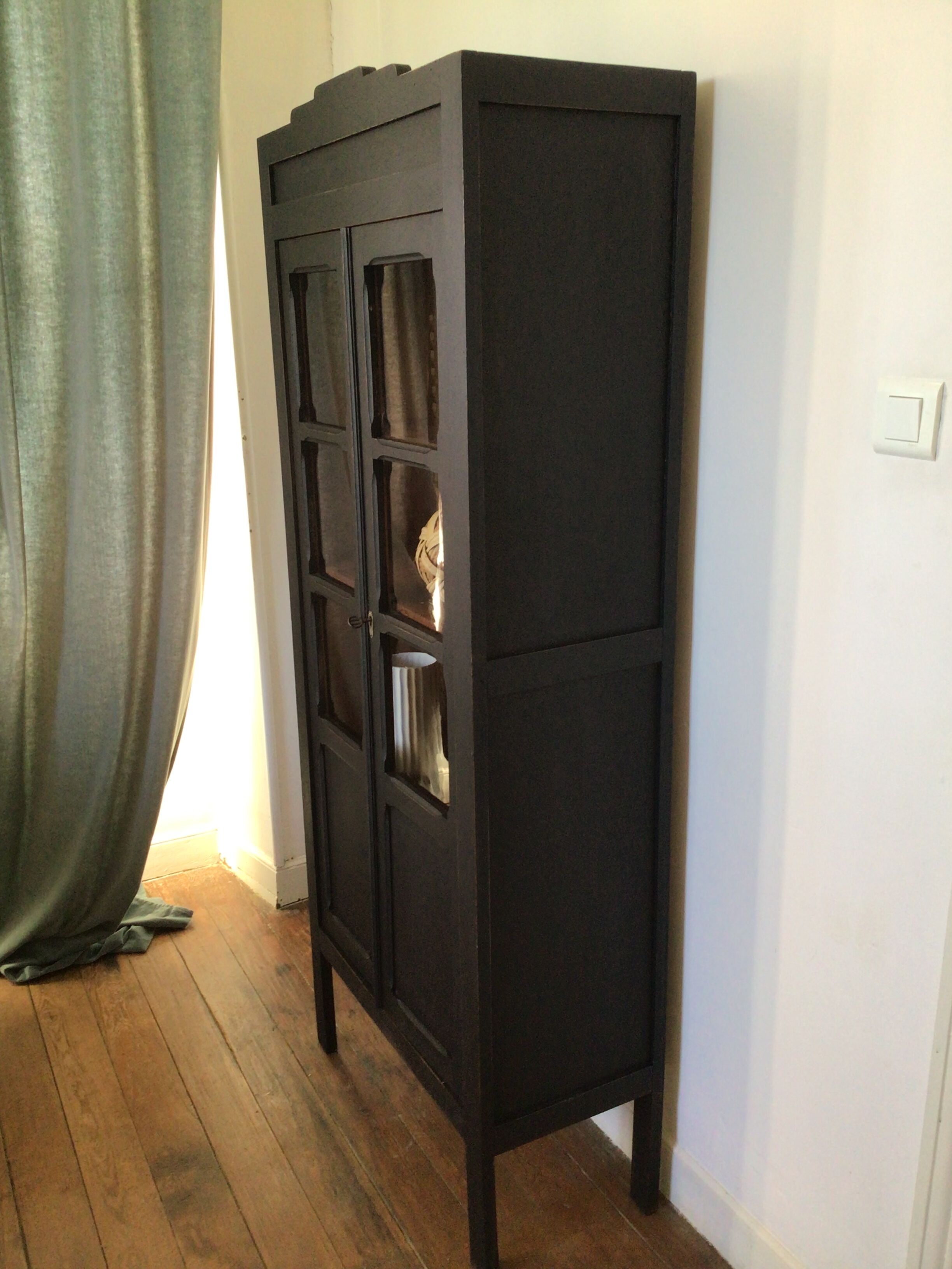 Parisian glazed wardrobe