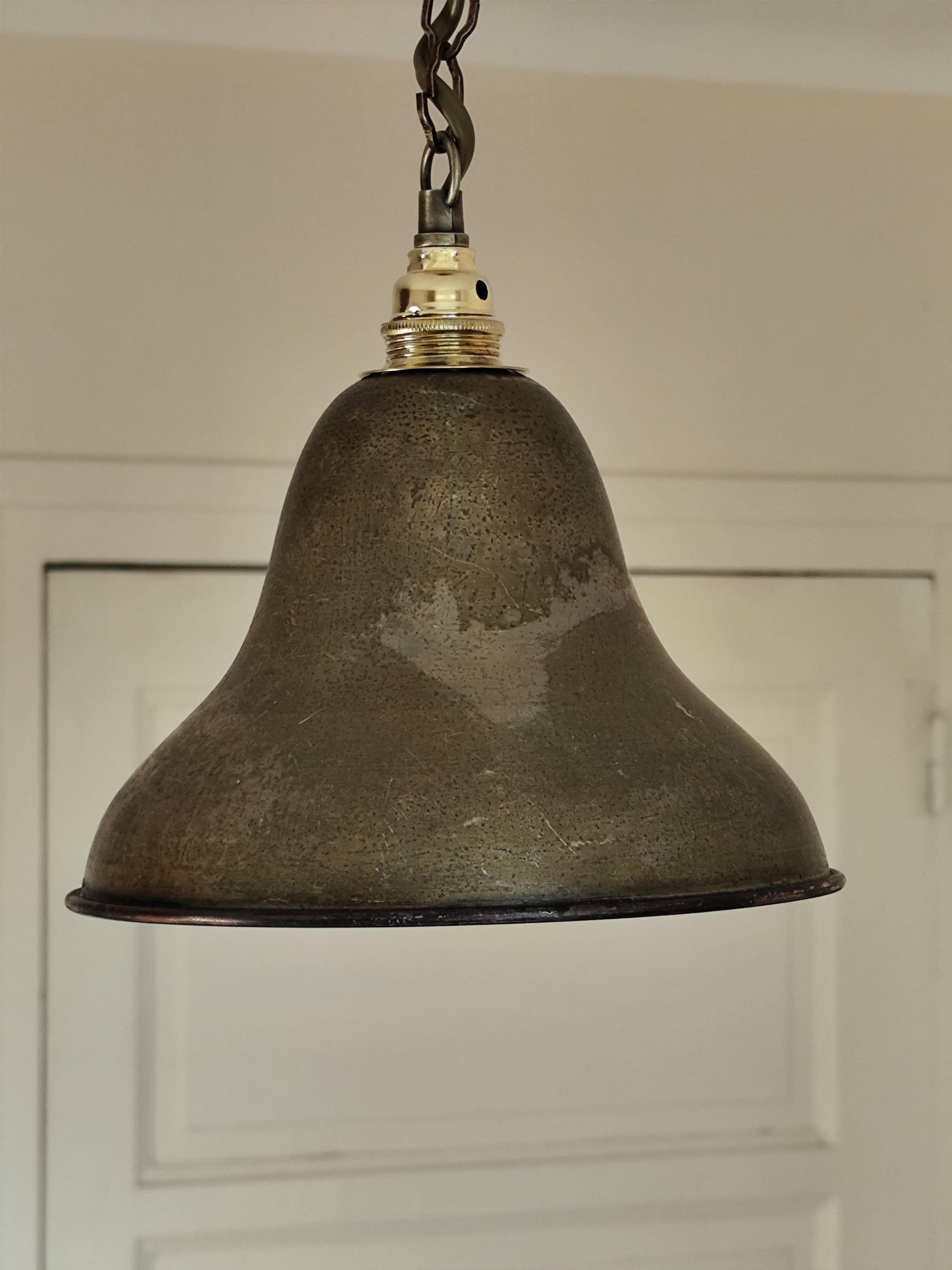 Suspension  abat-jour en laiton - lustre cloche métal bronzé