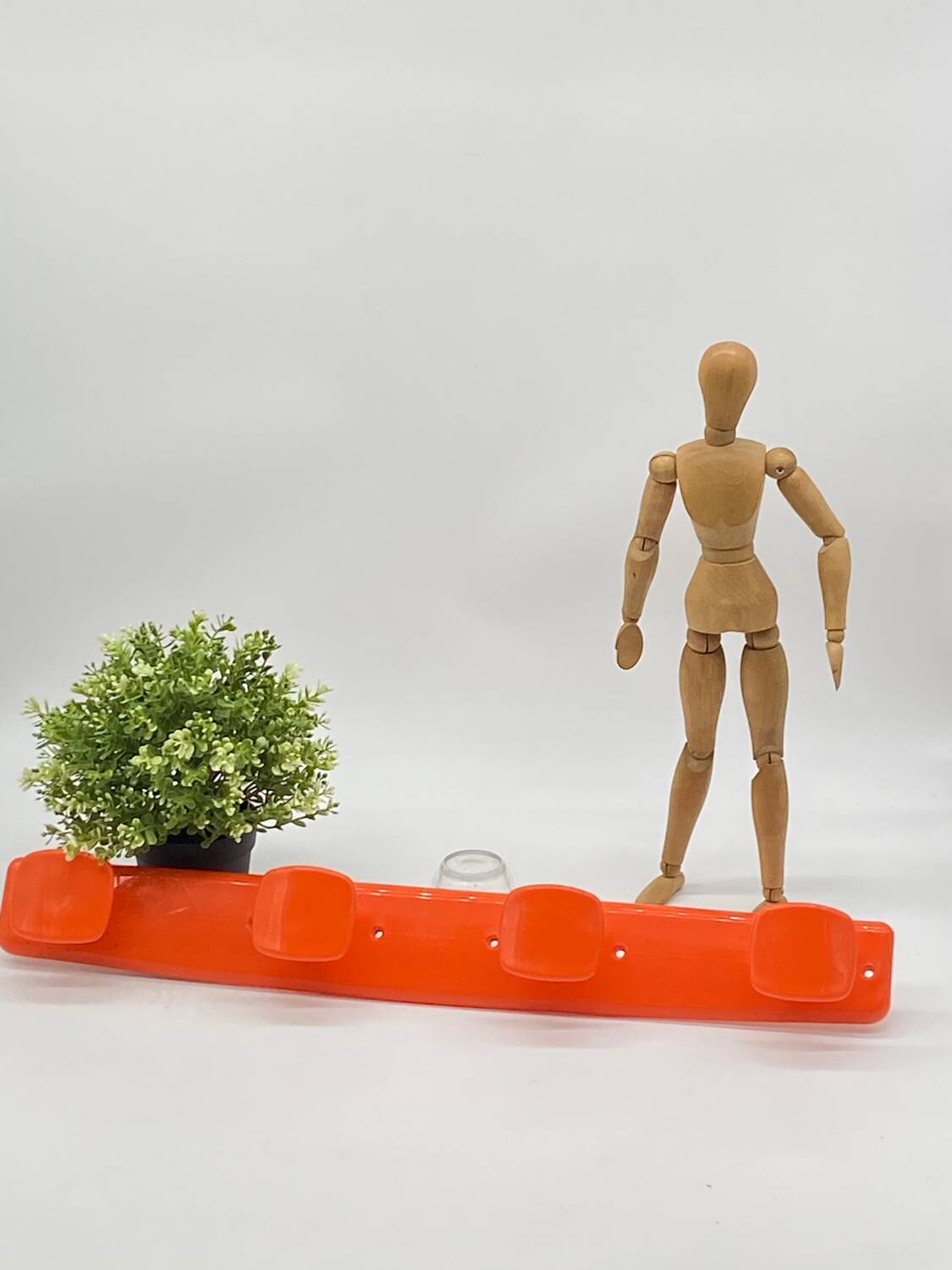 Vintage coat rack / Syla / orange plastic 🧡