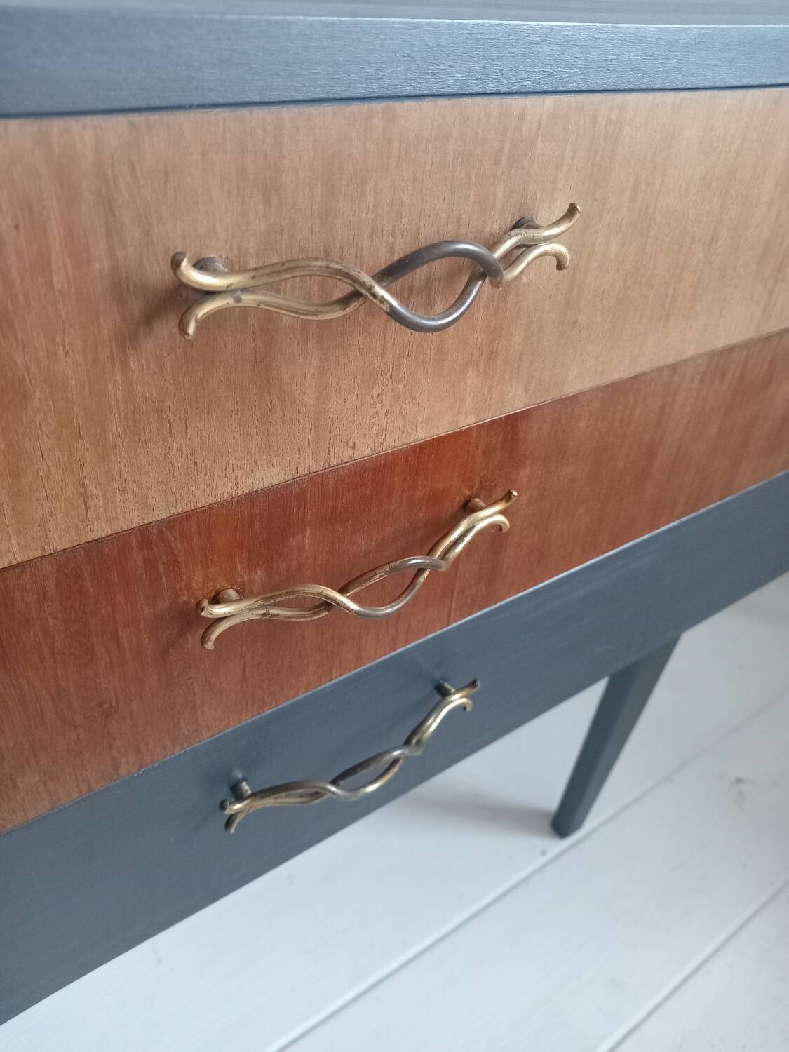 Chest of drawers, console in cherry