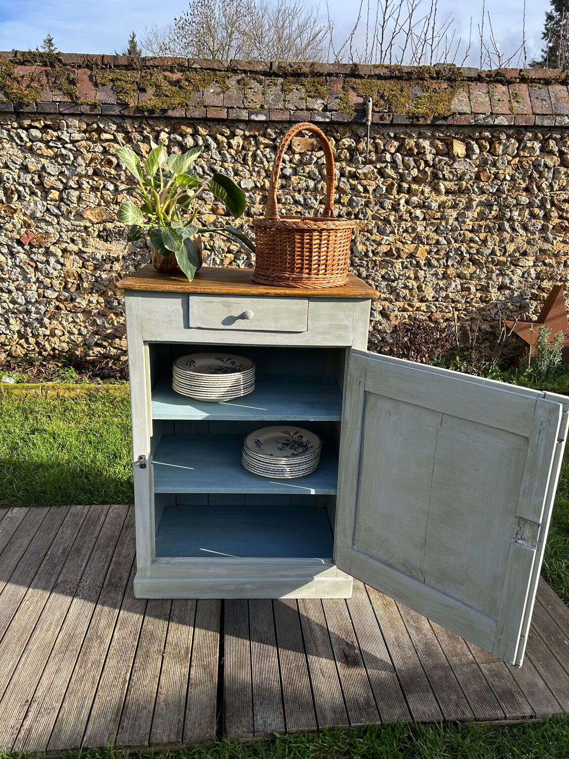 Old Parisian sideboard with 1 door and 1 drawer