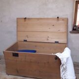 Coffre malle 118x56x54cm ancien en sapin